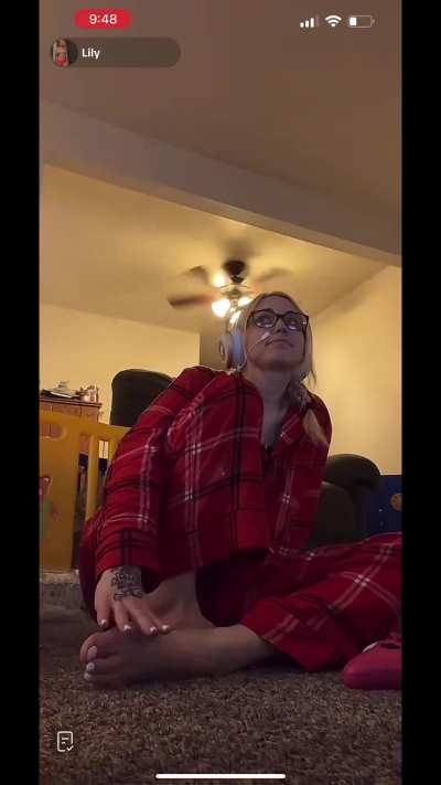 Gamer feet