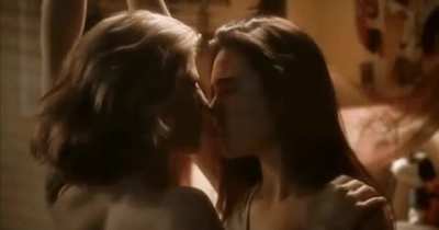 Jennifer Connelly &amp; Kristy Swanson
