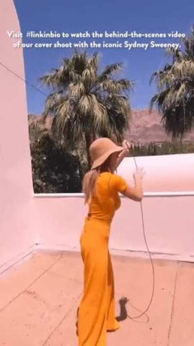 Behind the scenes PalmSpringsPhotoshoot
