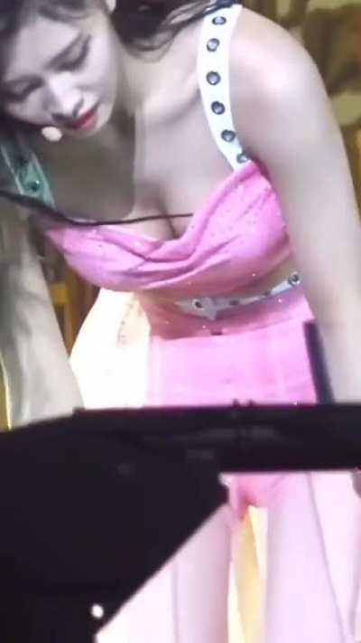 Momo DEEP view