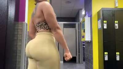 Fit booty