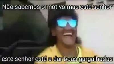 Est&aacute; a dar boas gargalhadas