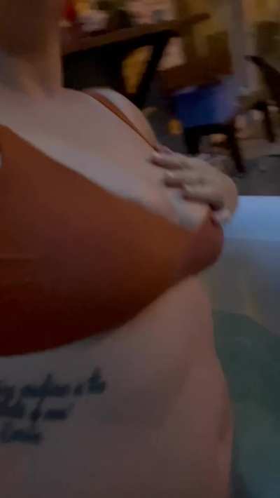 Just a little chubby. 5&rsquo;9&rdquo; 200 lbs. 🥰😜 just right