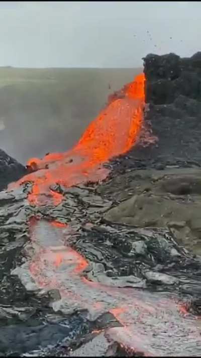 Volcano erupting in Iceland this week