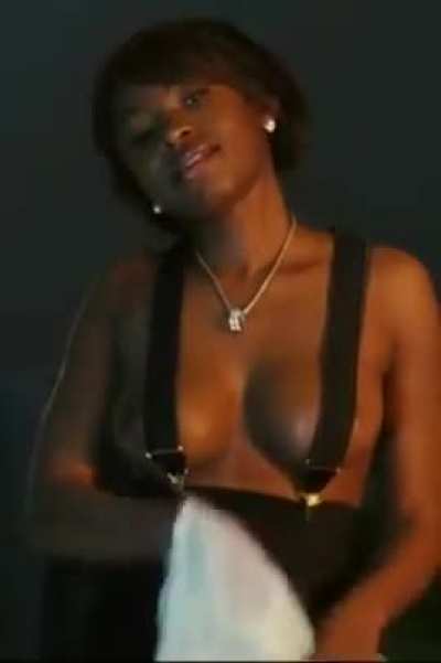 Naturi Naughton