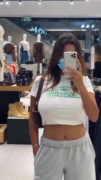 No bra