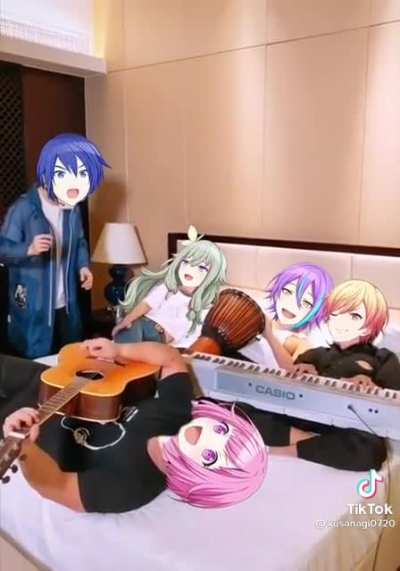 😭 ♡