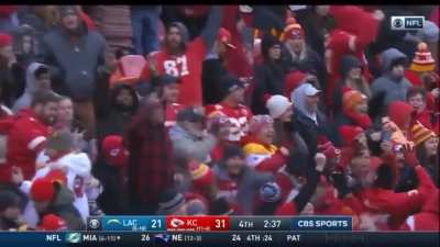 [Highlight] 1 year ago today in KC, Kevin Harlan called the Dolphins&rsquo; game winning td over the Patriots right after calling the rushing that Damien Williams scored for the Chiefs. This led to a classic line from Harlan: &ldquo;I&rsquo;M CALLING BOTH GAMES!&rdquo;