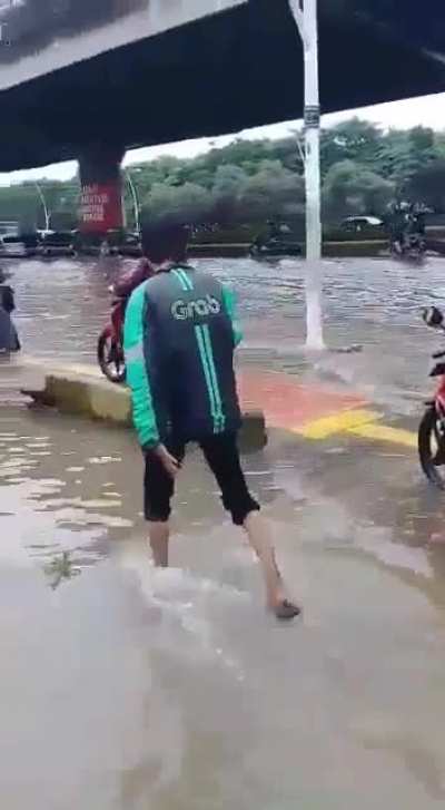 Oops there he goes...