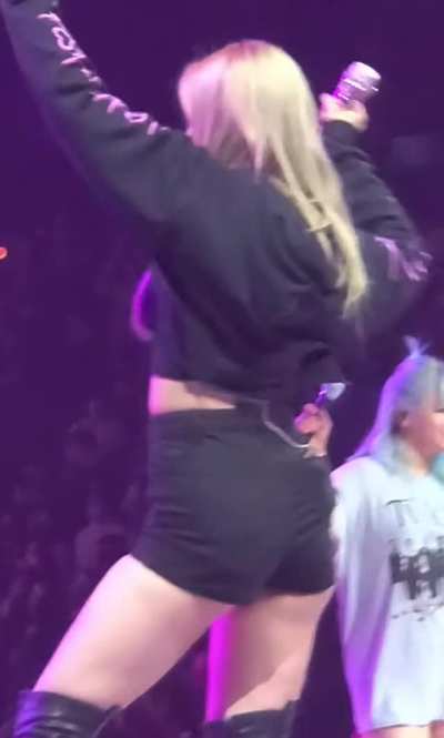Give Sana your cum 🤤