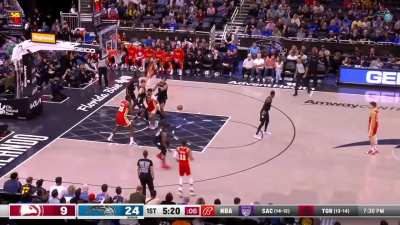 [Highlight] Markelle Fultz is just torching Trae Young and the Atlanta Hawks on defense and transition. Two fantastic finishes in the open floor
