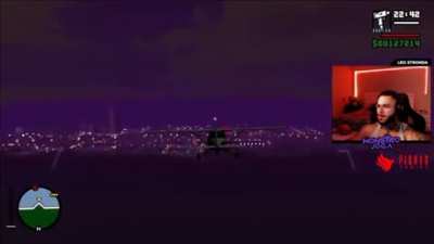 Macho Stronda jogando gta san andré kkkkkk