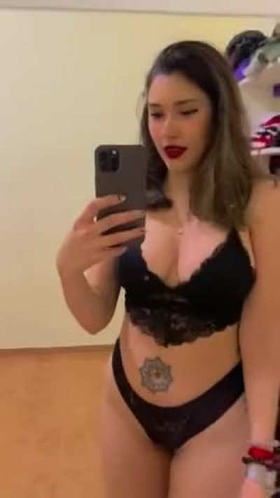 Do you like how my boobs bounce…?