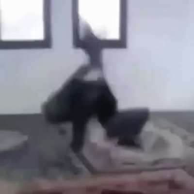 İnternetin derin katmanlarından &ccedil;ıkardığım bir video.