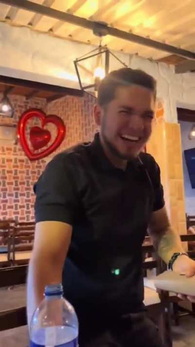 "&iexcl;Anda... Muerde el cebo!" 