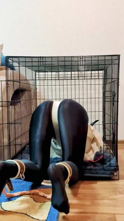 Past experience has taught me that when I&rsquo;m bound in a straitjacket, the only way to get out of a cage is butt first 🤭