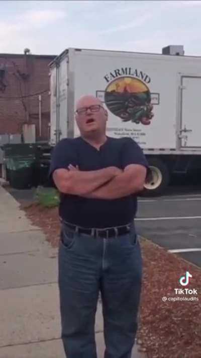 Man tries to impersonate a police officer