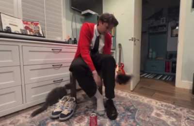 The Bonus Room- "Mr. Rogers' Neighborhood!" Music Video preview