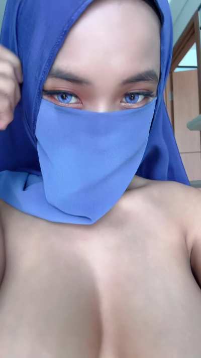 Way slutty than I seem