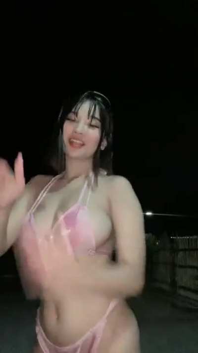 Atabs pero ang laki agad💦