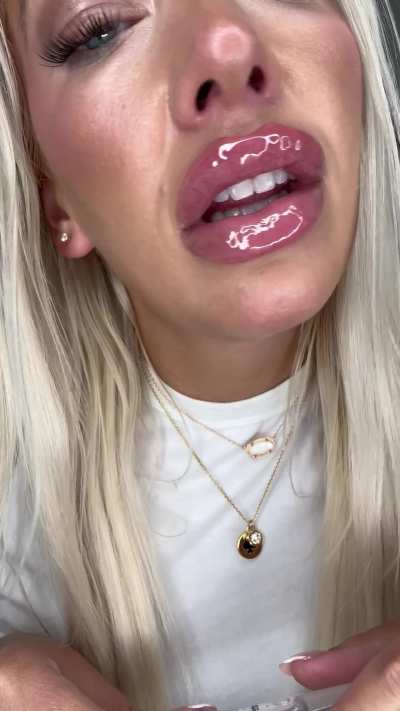 Lustfull lips