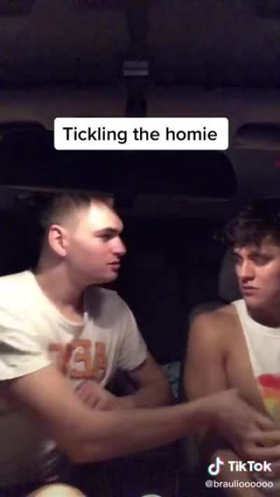 Bro you&rsquo;re ticklish?