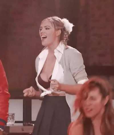 Dancing - GIF