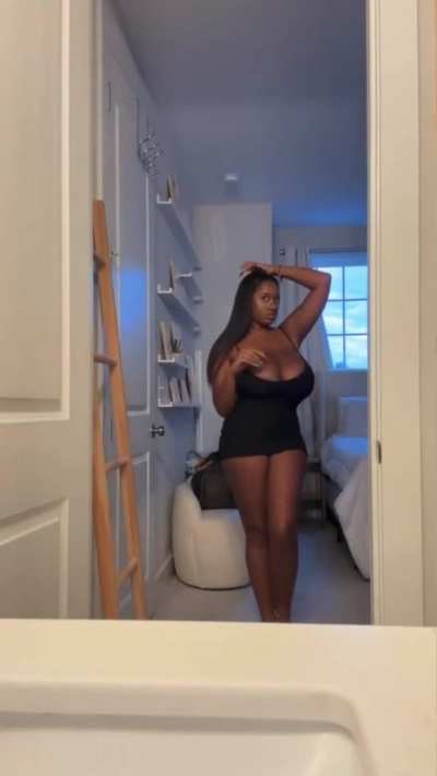 Yani the body 🍫
