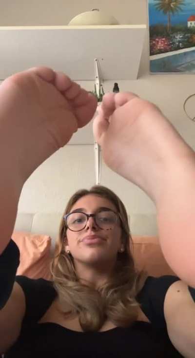 🤓
