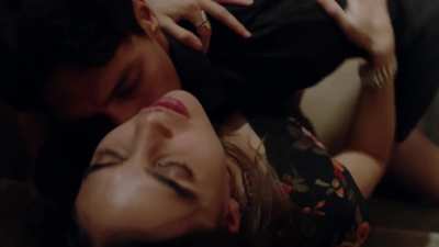 Melissa Barrera - Vida (2018) S1 E1