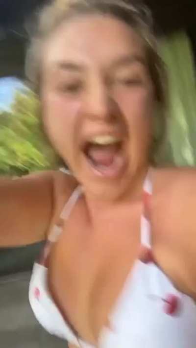 Bouncing slomo