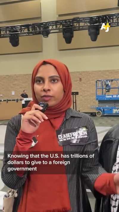 "I have never felt more afraid for myself than I do right now under a Democratic presidency." Muslim American voters spoke at an Al Jazeera town hall in Chicago