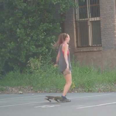 Girl finally pulls off a kick flip