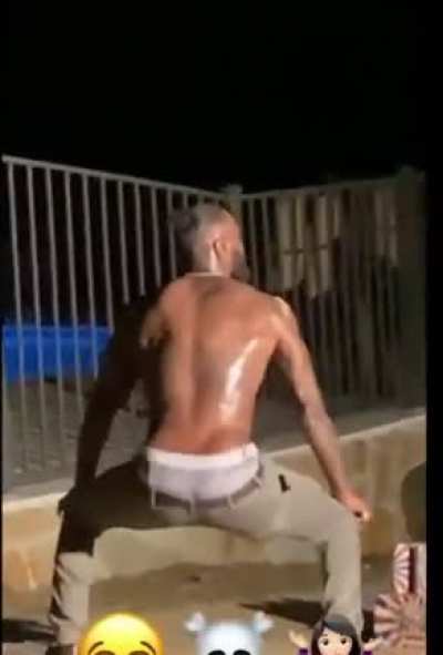 Deontay in prison