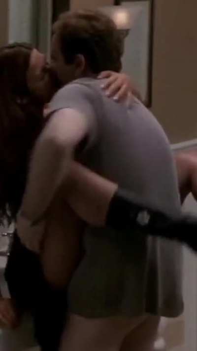 Rhona Mitra