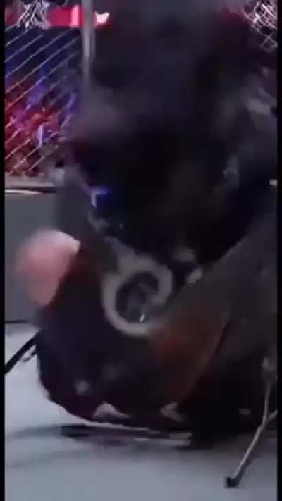 😮😮