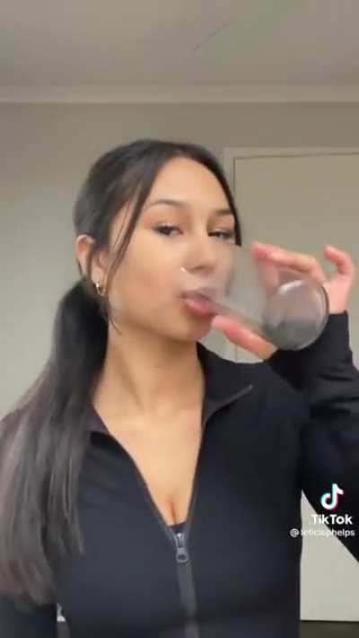 tik tok always getting me hard in public 😂