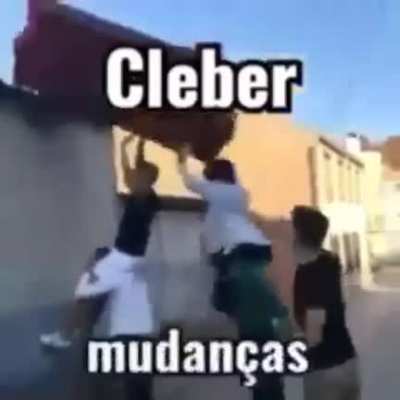 Cleber mudan&ccedil;as