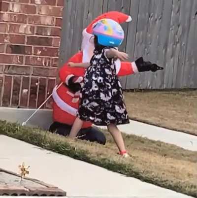 Girl beats up defenceless old man. Hope this doesn't get removed.