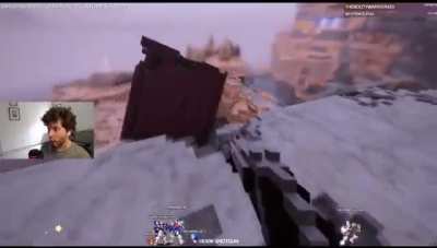 That&rsquo;s one strong grappling hook