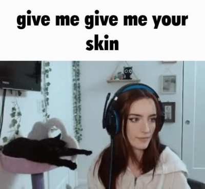 76521