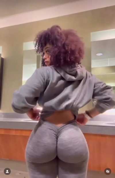 Thiccness in grey