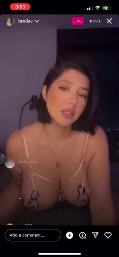 She&rsquo;s so sexy 😍❤️