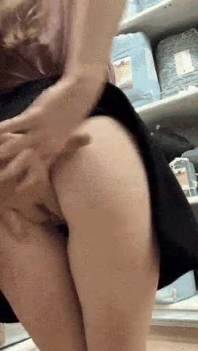 My ex fingered me until i squirt