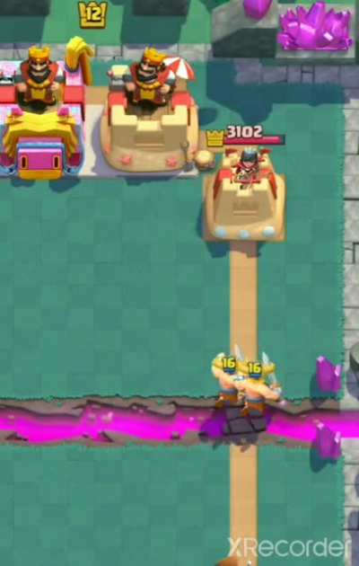 Teamwork in midladder be like: