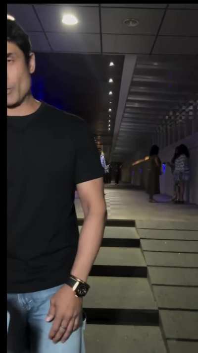 Amit Gaur clicked post dinner with friends in mumbai today