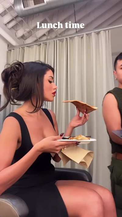 "Pizza time"