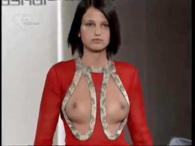 Norina Sandra [gif]