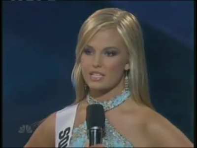 Miss Teen USA 2007 - South Carolina answers a question