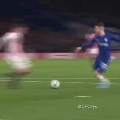 2 minutes of Christian Pulisic&rsquo;s incredible dribbling tearing up defenders and why next season is the season where he gets recognised as world class by everyone.